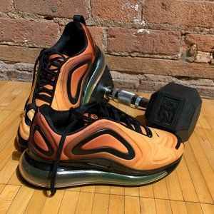 Nike Air Max 720 -Sz 6.5- ORANGE/BLACK